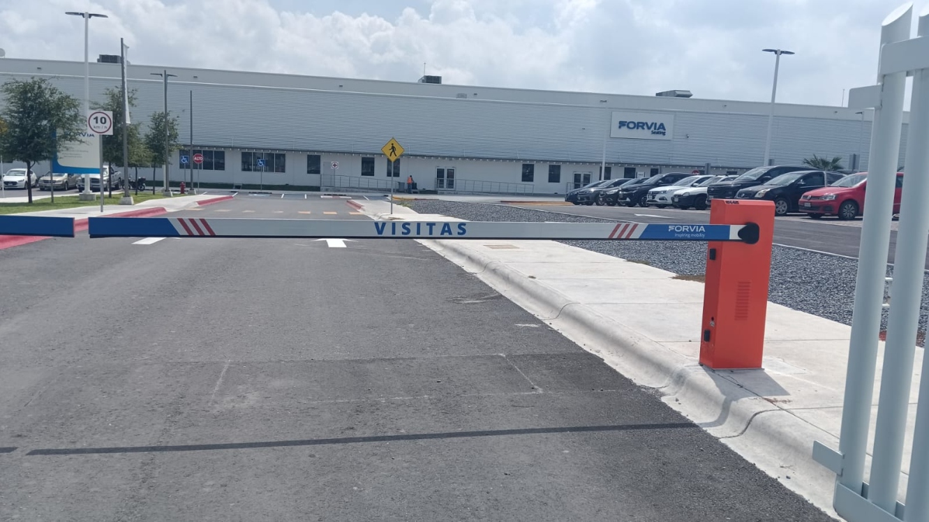 Plumillas de acceso rotuladas Forvia